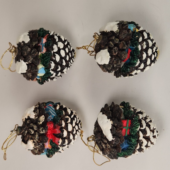 Set of 4 Woodland Pinecone Ornaments from 2003 - Picture 3 of 17